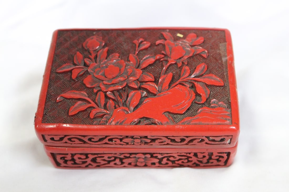 A Cinnabar Style Box - 2