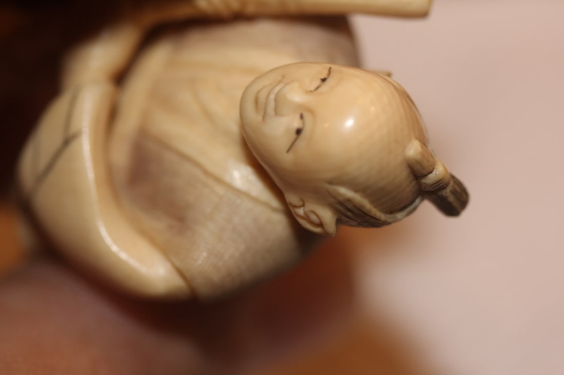 Signed Japanese Bone Netsuke - 5