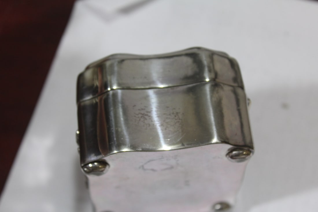 A Repousse Silverplated Box - 5