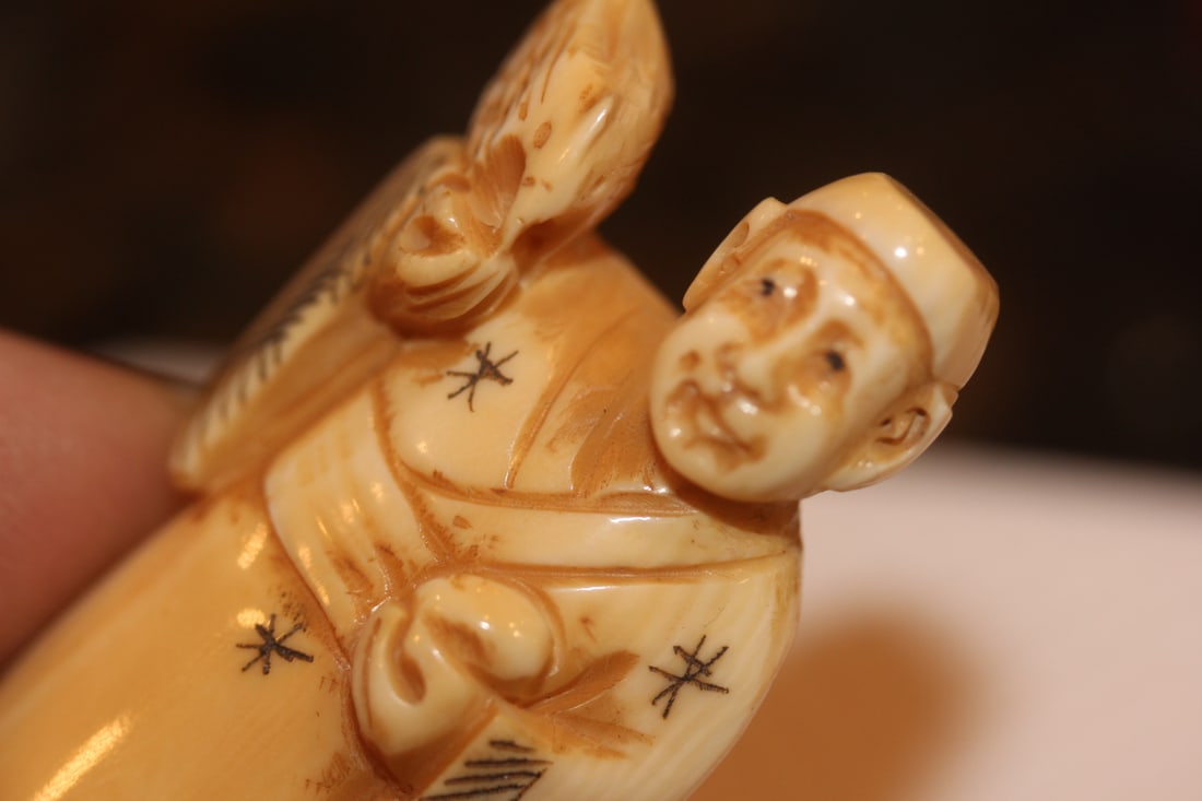 Signed Japanese Bone Netsuke - 5