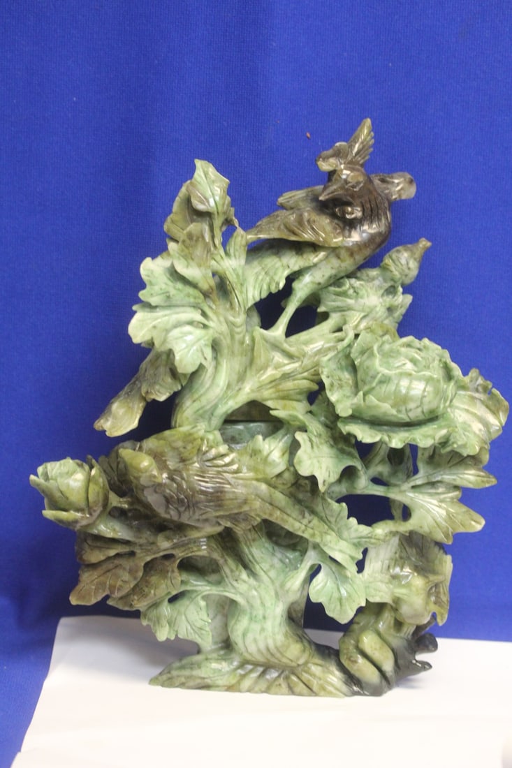 Large Jade/Jadeite Urn: with lid - well carved - overall= 10 1/4" tall