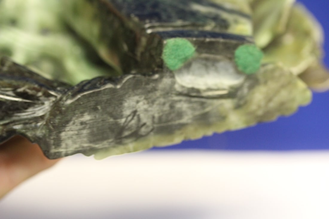 Large Jade/Jadeite Urn - 8