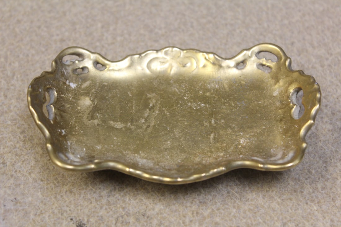 Gold Plated Ceramic Ornate Small Tray: with two handles - 4 1/2" across