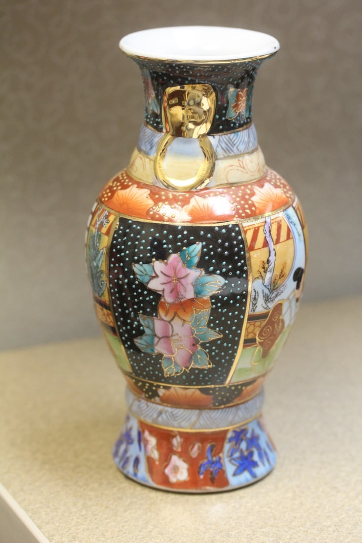 Oriental Vase - 4
