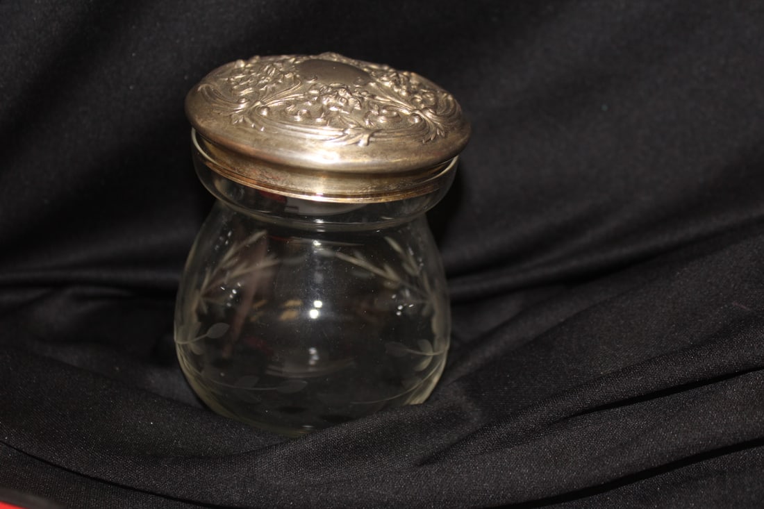 An Art Nuveau Ornate Sterling Top Etched Container: 4 1/2" tall