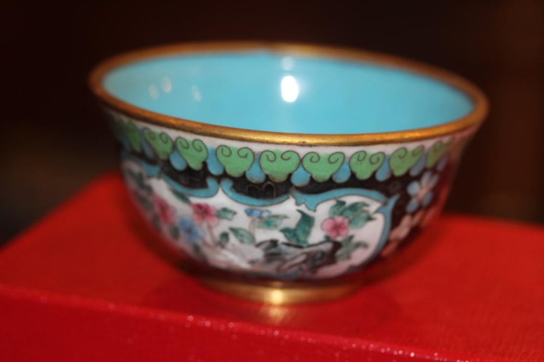 Chinese Cloisonne Bowl: please note: bruises as shown - 4" in diameter
