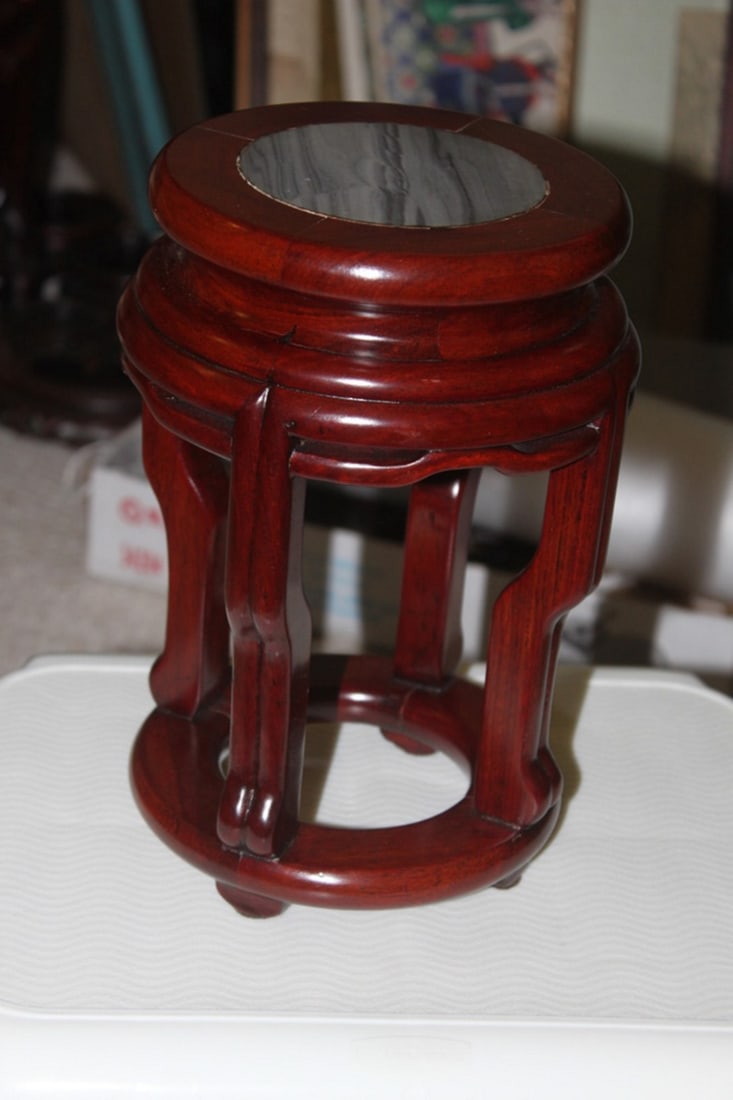 Marble Top Rosewood Vase Stand: Measures 9 1/2" tall and 6" in diameter.