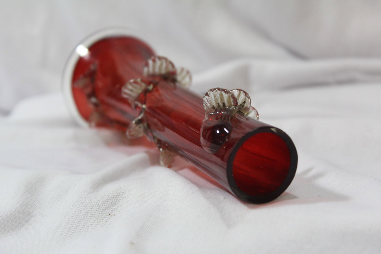A Ruby Red Glass Vase - 4
