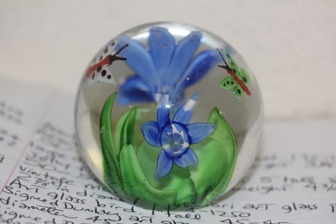 Art Glass Butterfly Paperweight: 2 1/2" tall