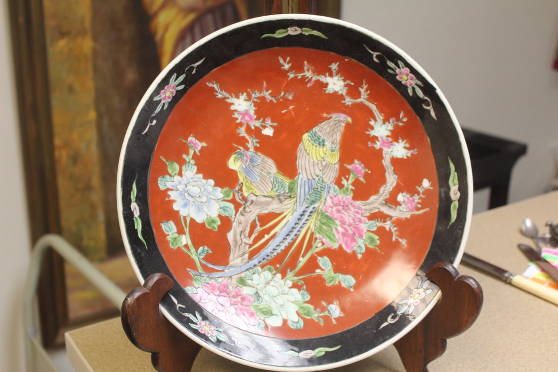 Japanese most likely IMARI Charger: 12" in diameter