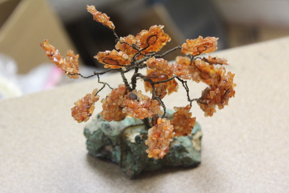 Gemstone Tree: 5 inches tall