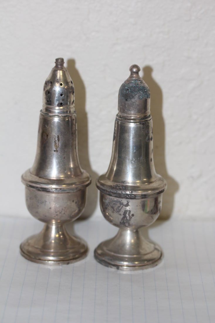Pair of Sterling Silver Salt and Pepper Shakers: weighted - can use some cleaning - 5 1/8" tall
