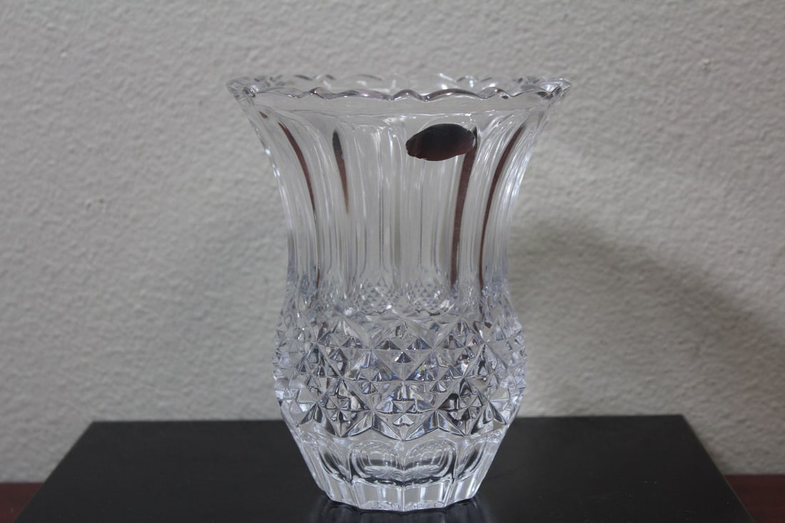 A Crystal Vase: 6 1/4" tall