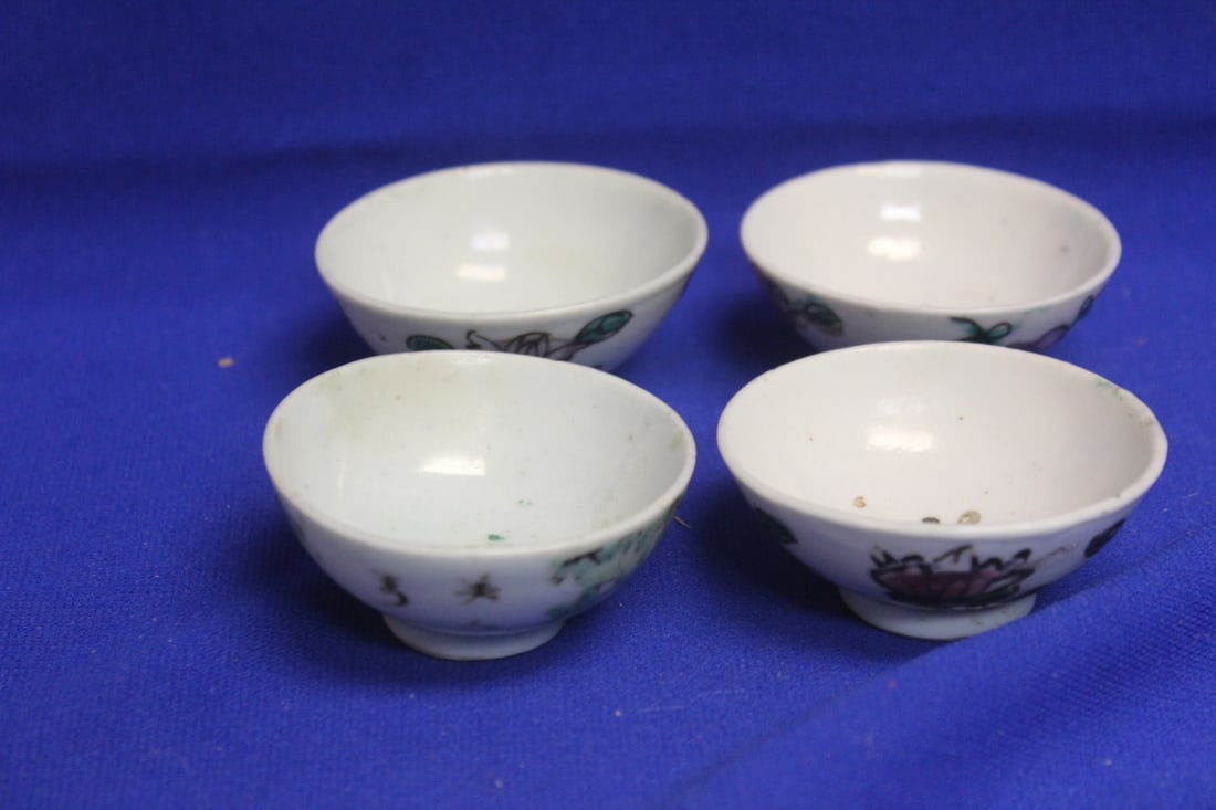 Lot of 4 Chinese Small Wine Cups: 19th century - 2 1/2" in diameter