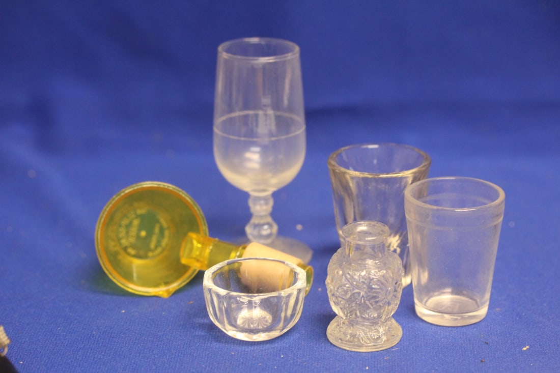 Lot of 6 Glass, Miniature etc: tallest= 4 inches
