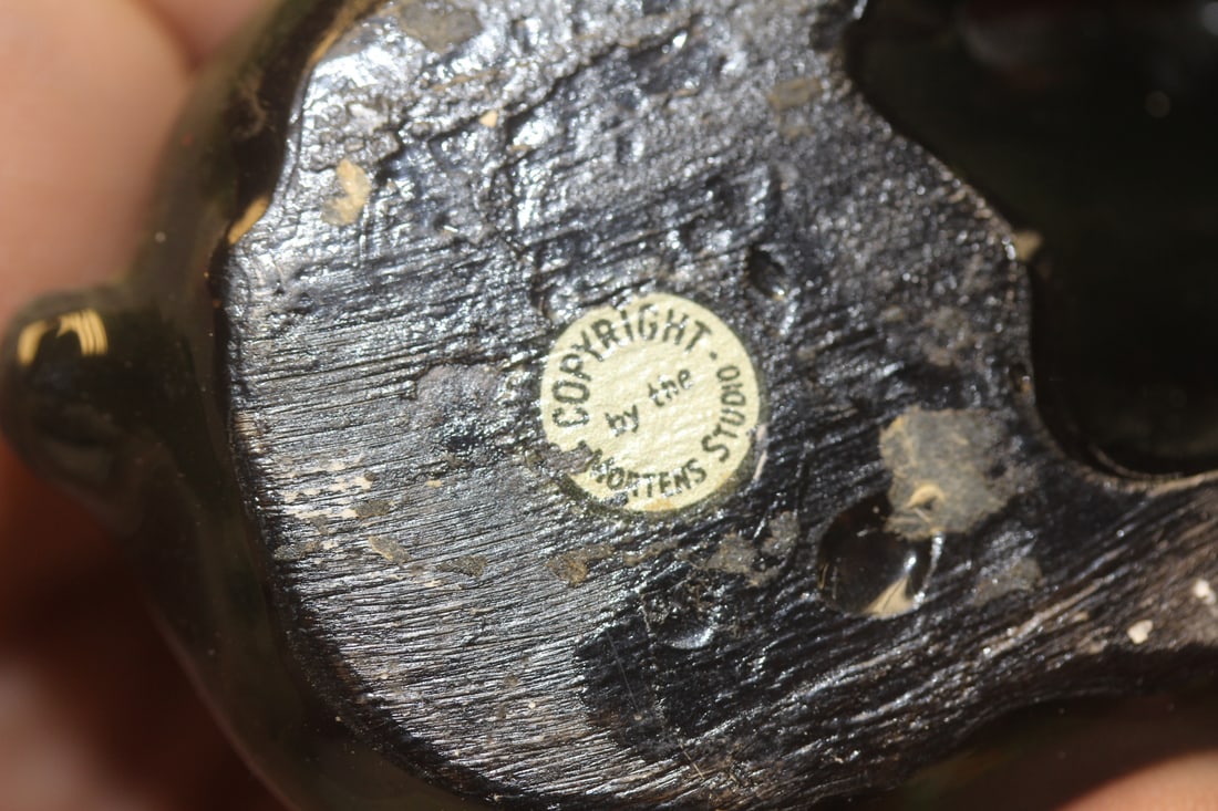 Mortens Studio Solid Ceramic dog - 6