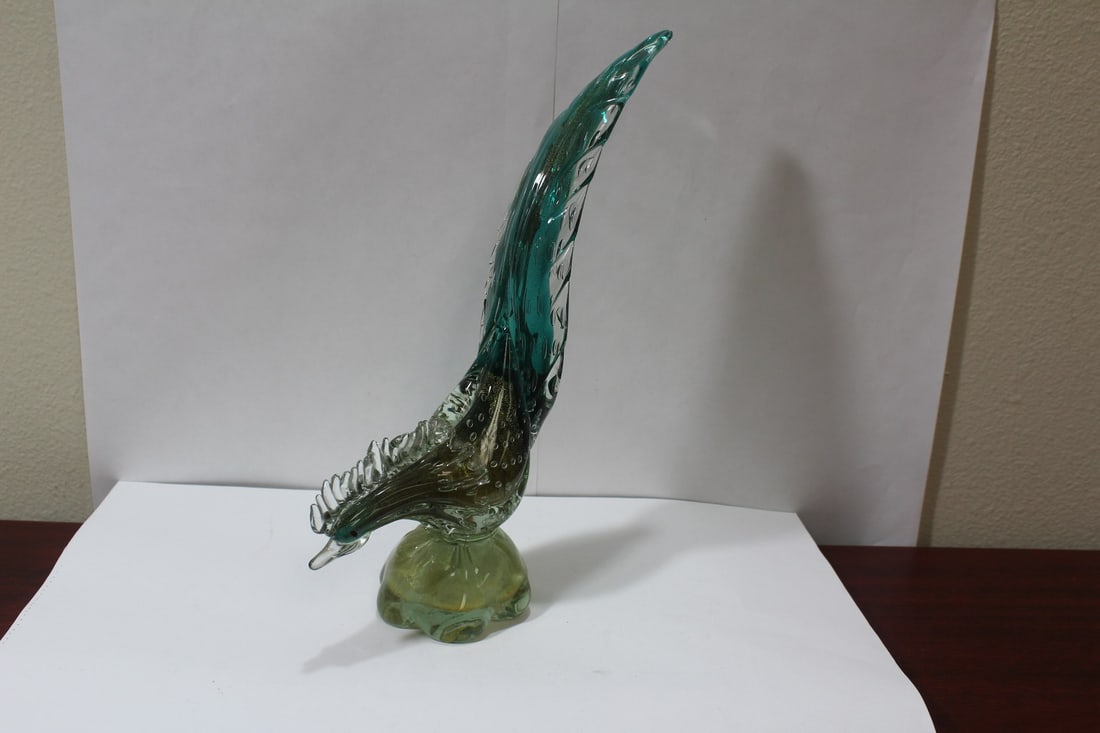 An Artglass Bird: 11 1/2" tall