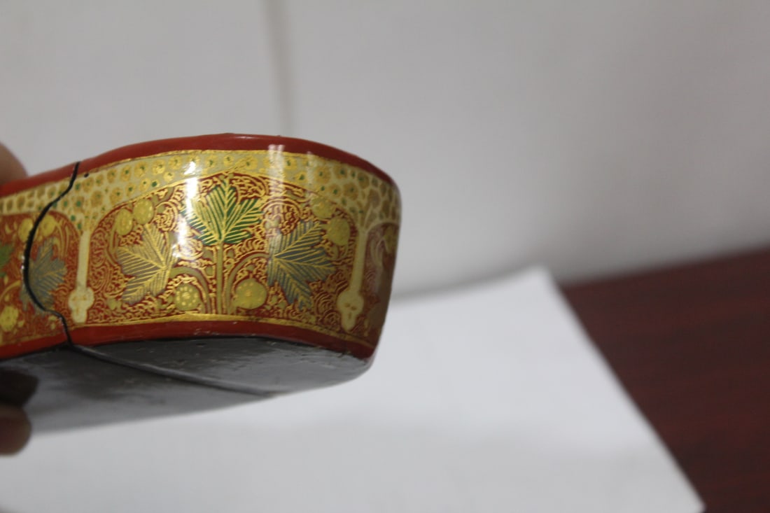 A Lacquer Box - 4
