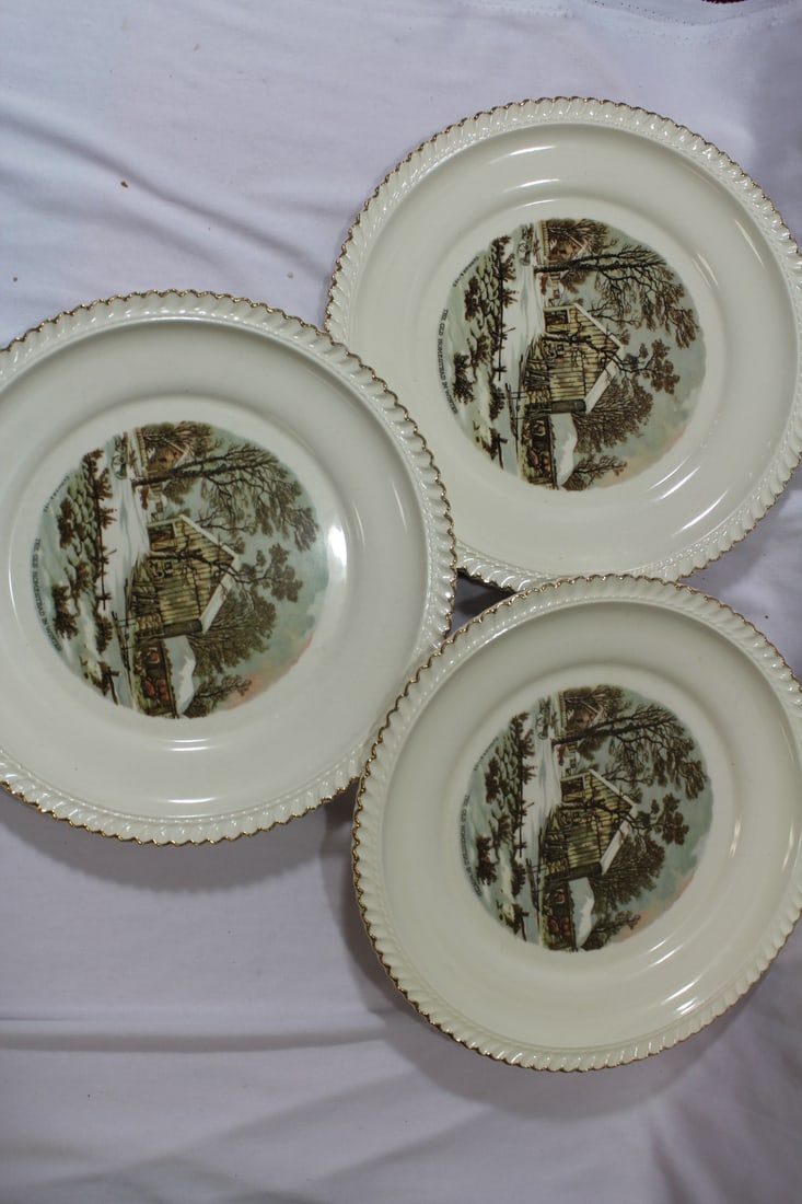 Lot of 3 Currier and Ives Dinner Plates: 10 1/4" in diameter
