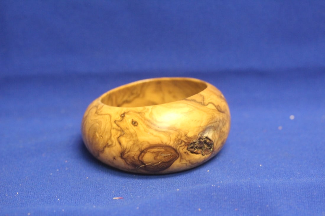 Vintage/Retro? Burlwood Bangle Bracelet: inside diameter= 2 3/8"