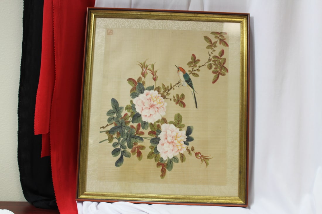 A Signed Chinese Painting on Silk: Framed - 17 1/2" x 15" in overall