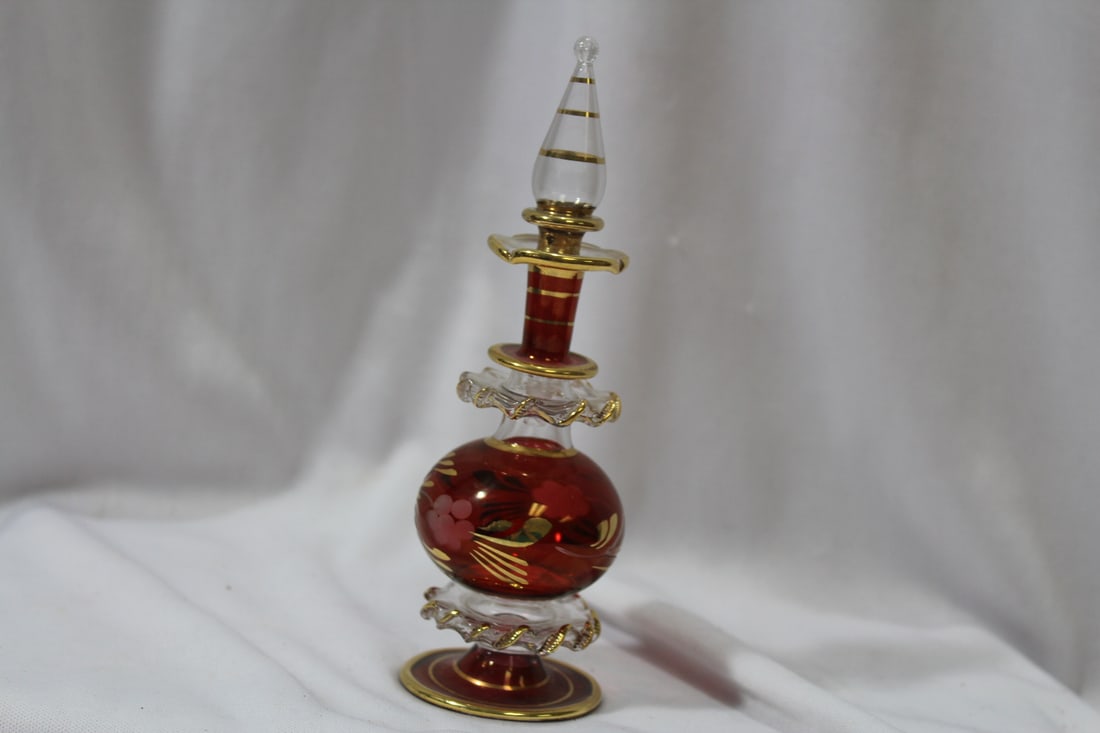 An Artglass Parfume Bottle: 6" tall