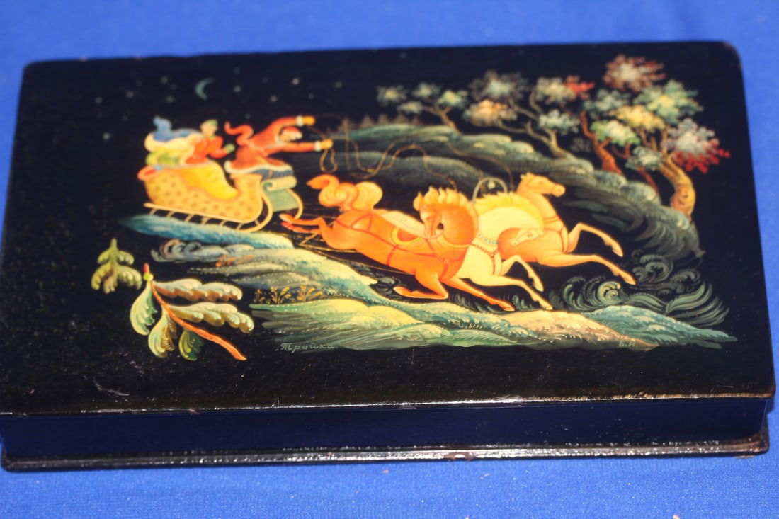 A Signed Hand Painted Russian Lacquer Box: large - 9 5/8" long - one corner slightly bumped