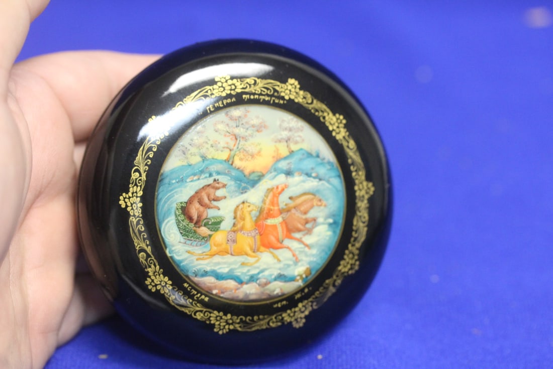 A Signed Hand Painted Russian Lacquer Box: round - 3 1/2" in diameter