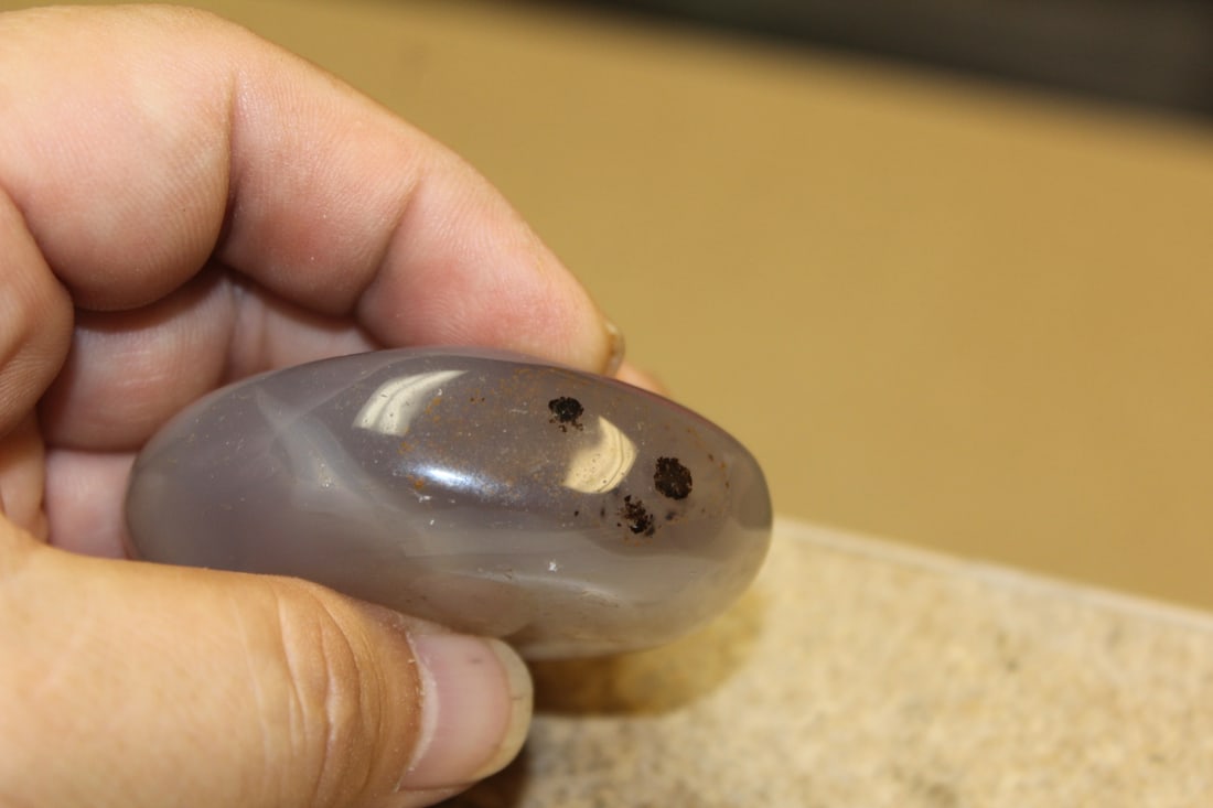 Pebble Shape Agate Stone - 2