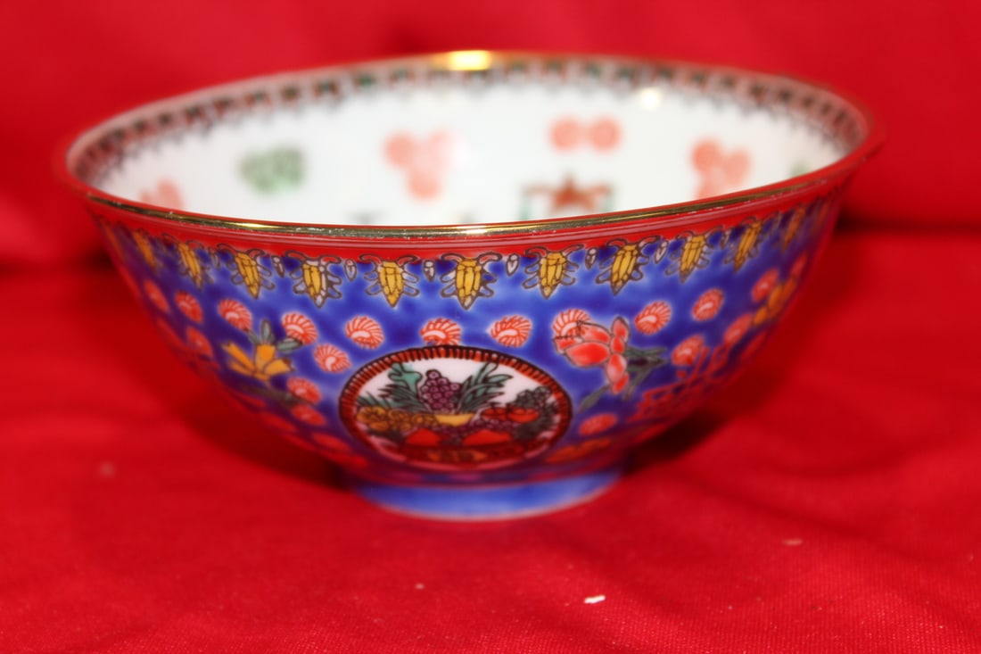 A Chinese Bowl: signed - 5" in diameter