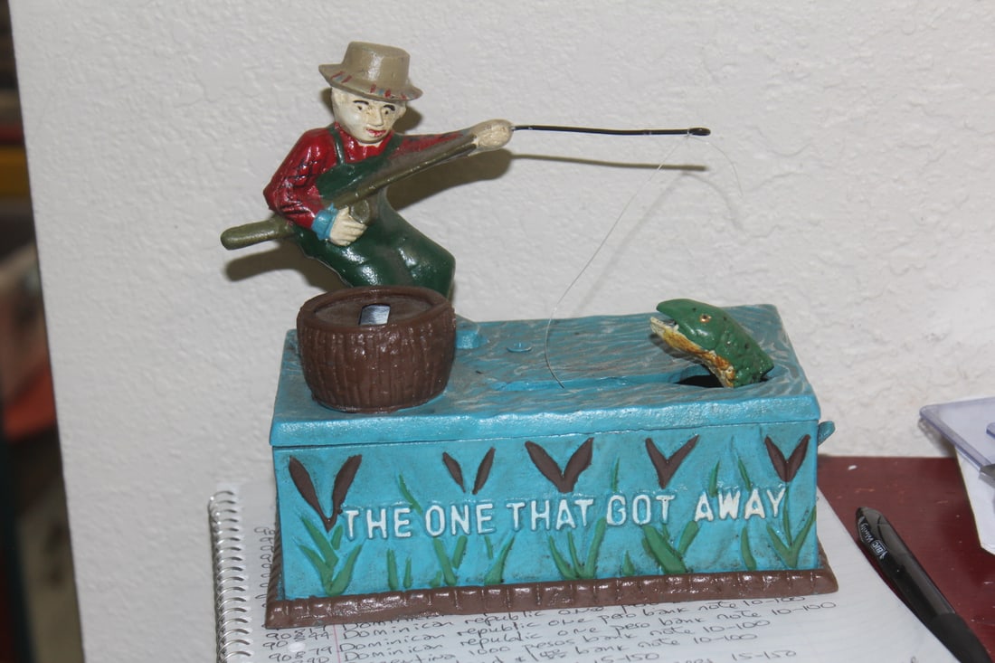 Cast Iron Mechanical Bank: 6 3/4" across - not tested to see if works or not