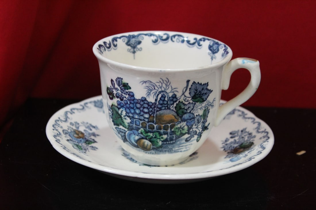 A Mason Fruit Basket Cup and Saucer: 2 7/8" tall