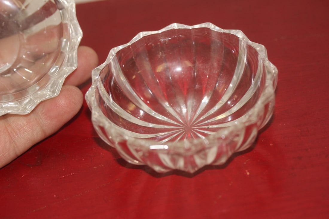Clear Glass Trinket Box - 4