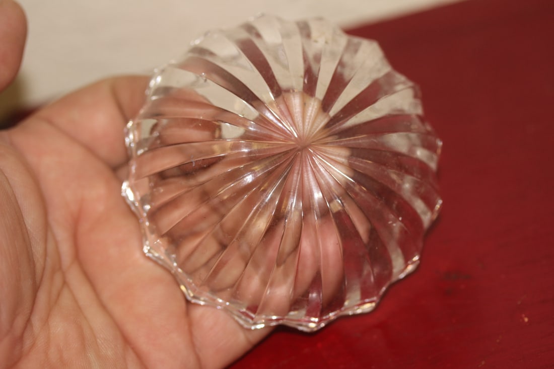 Clear Glass Trinket Box - 5