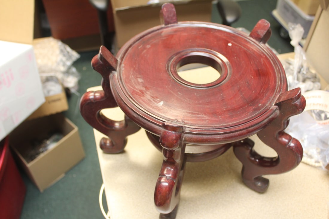 Large Wood Chinese Stand: inside diameter= 9 1/4"