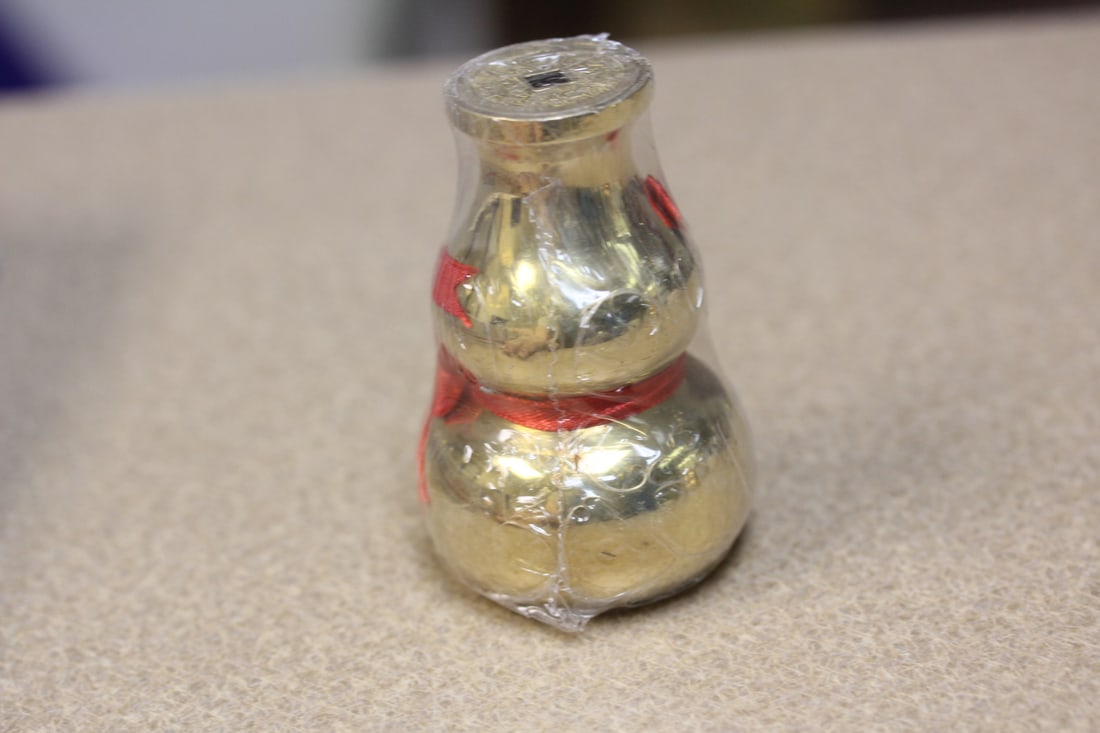 Chinese Metal Gourd: 3" tall