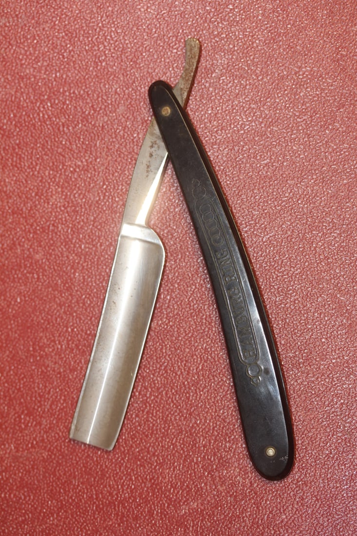 England Hammburg Straight Razor: please note: box not original - box= 6 1/2" long