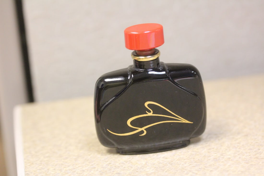 small perfume bottle - 2