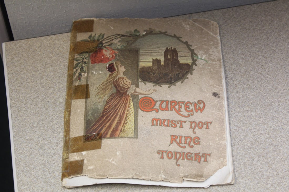 1880s pamphlet: please note; as found