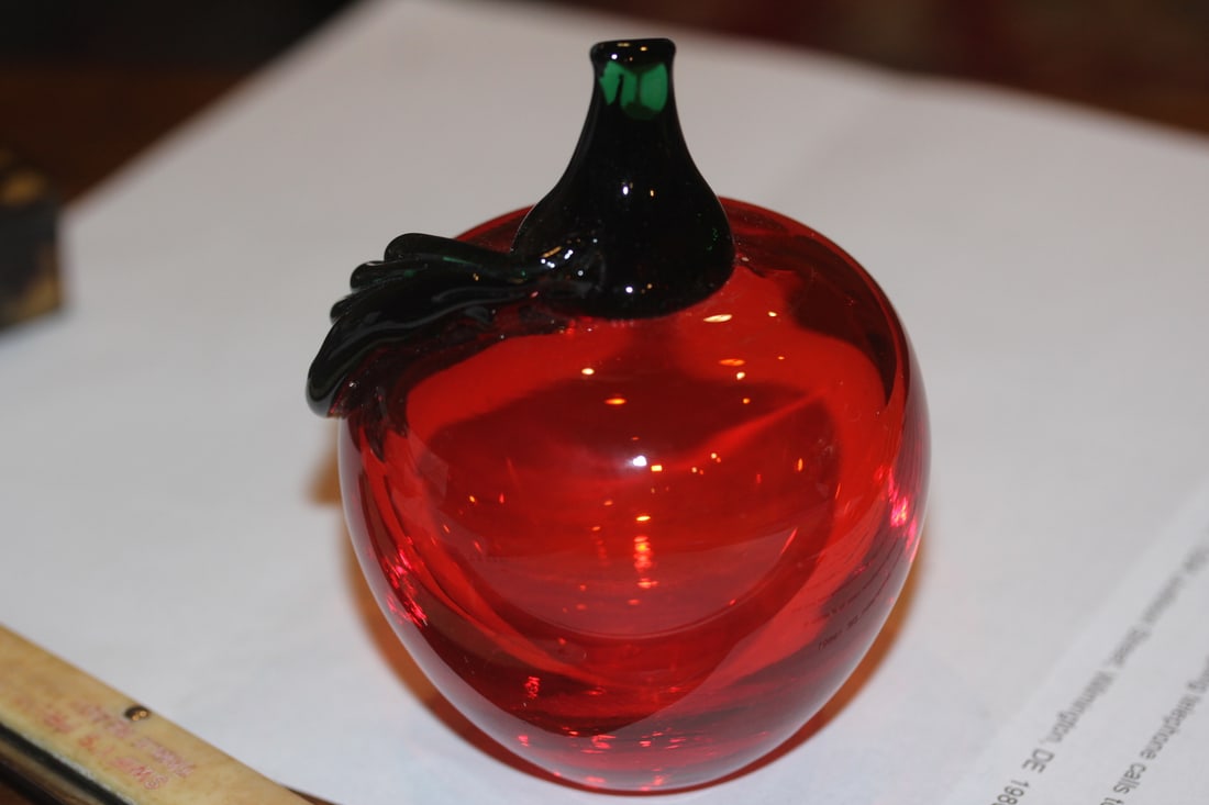 Red Glass Apple: 3 3/4" tall