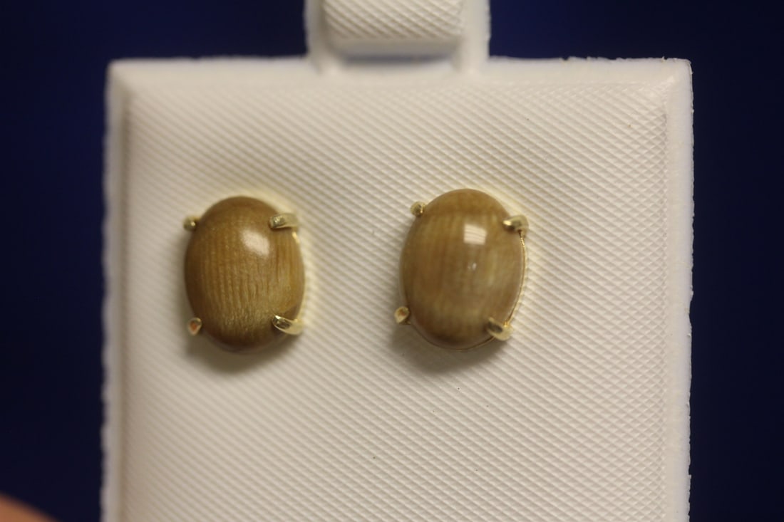 A 14 Kt Gold and Tiger Eye Stone Pair of Earring: as shown