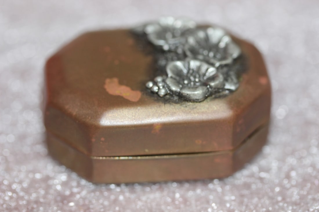 A Metal Trinket Box: 1 3/4" in diameter