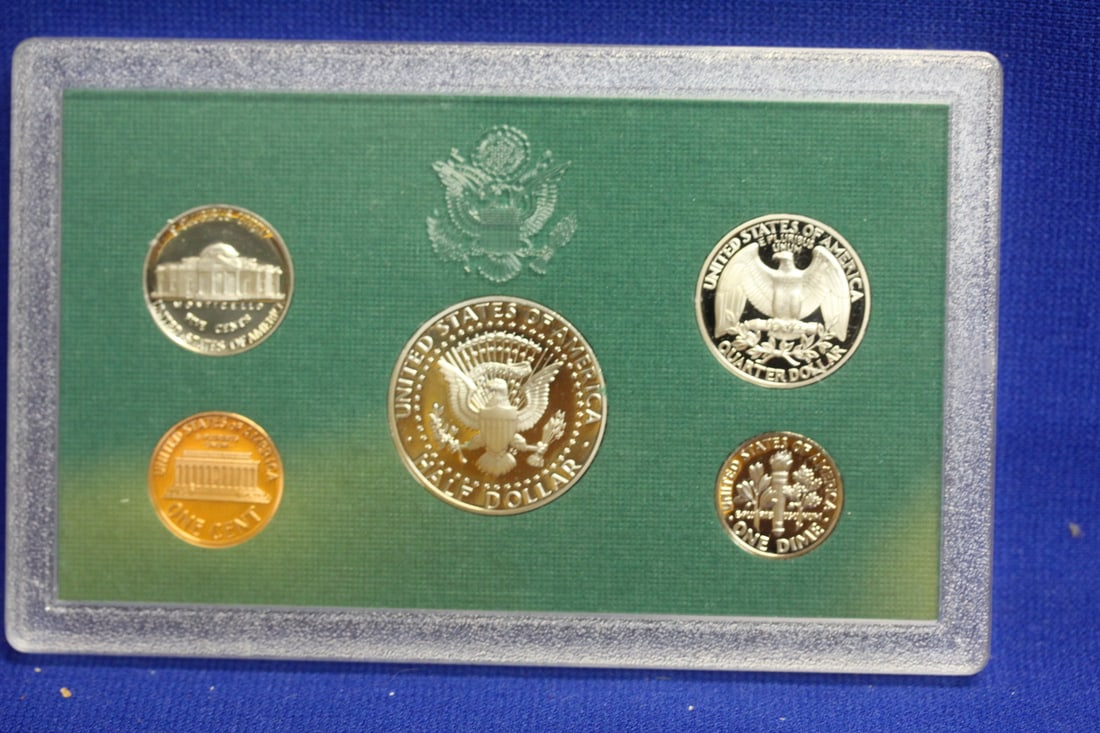 A 1996 US Mint Proof Set - 2