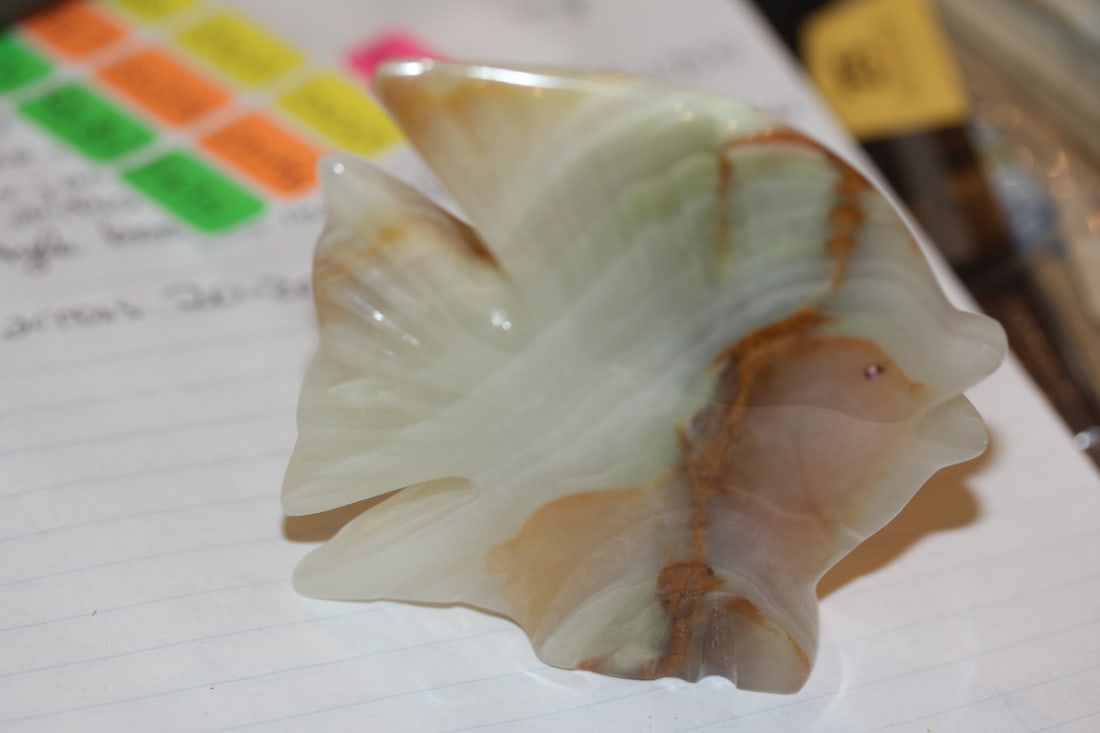 Onyx Angel Fish: 3 1/4" tall