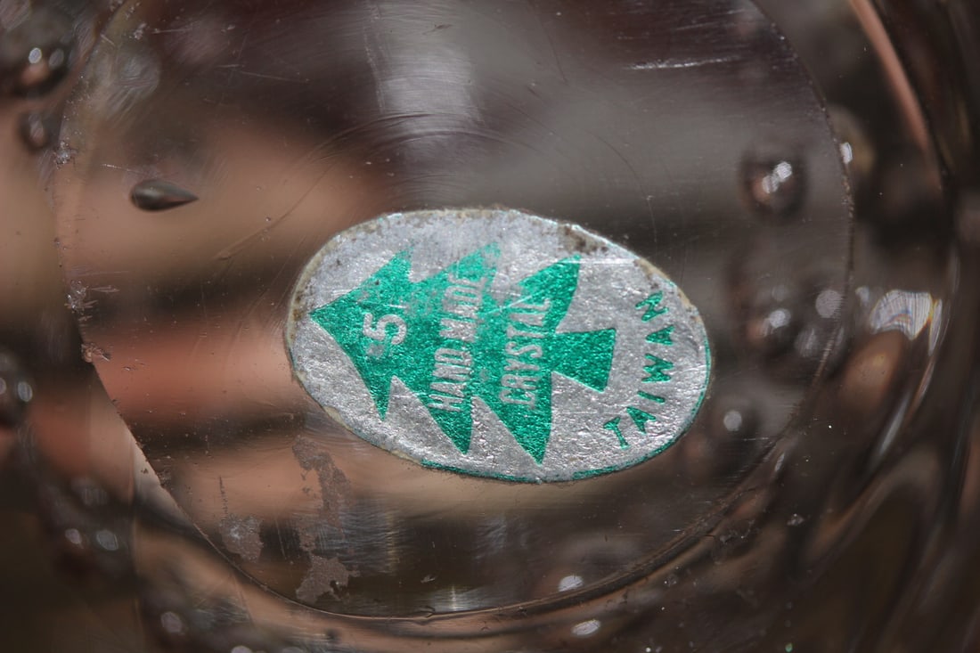 Conch Shell Form Paperweight - 4