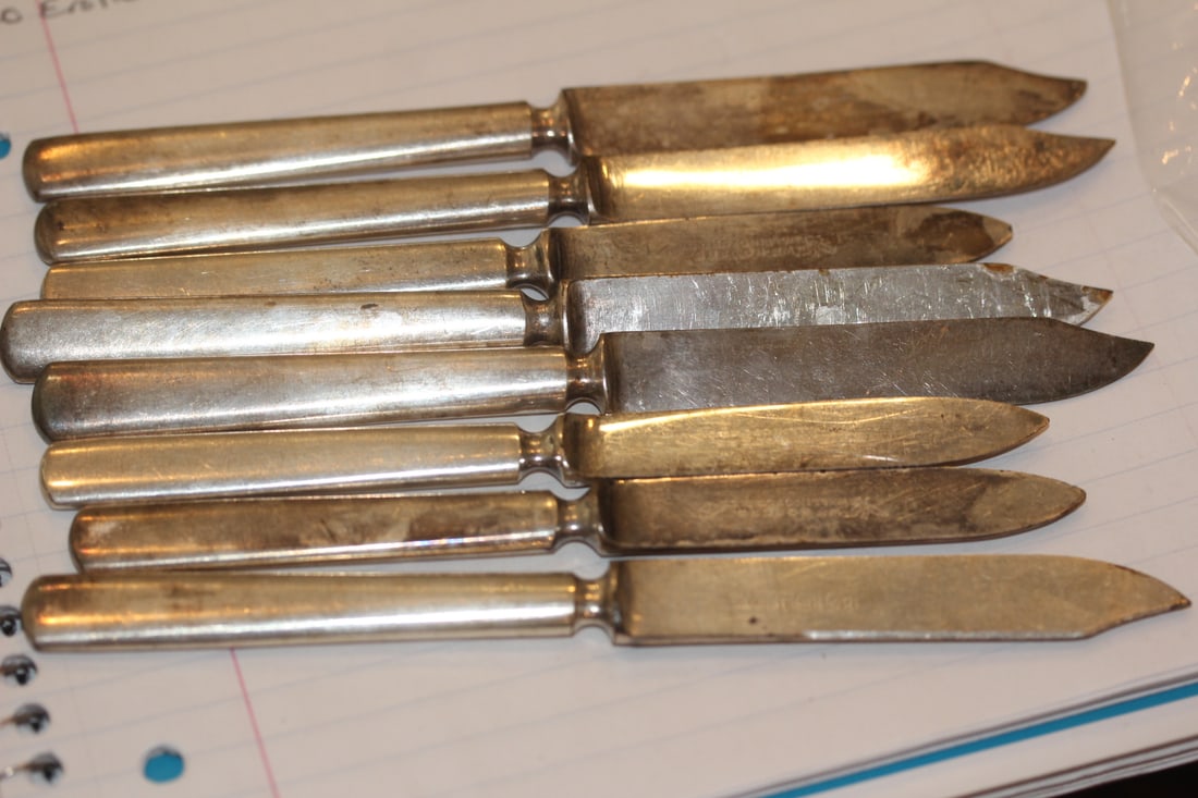 Lot of Silverplated Butter Knives: as shown