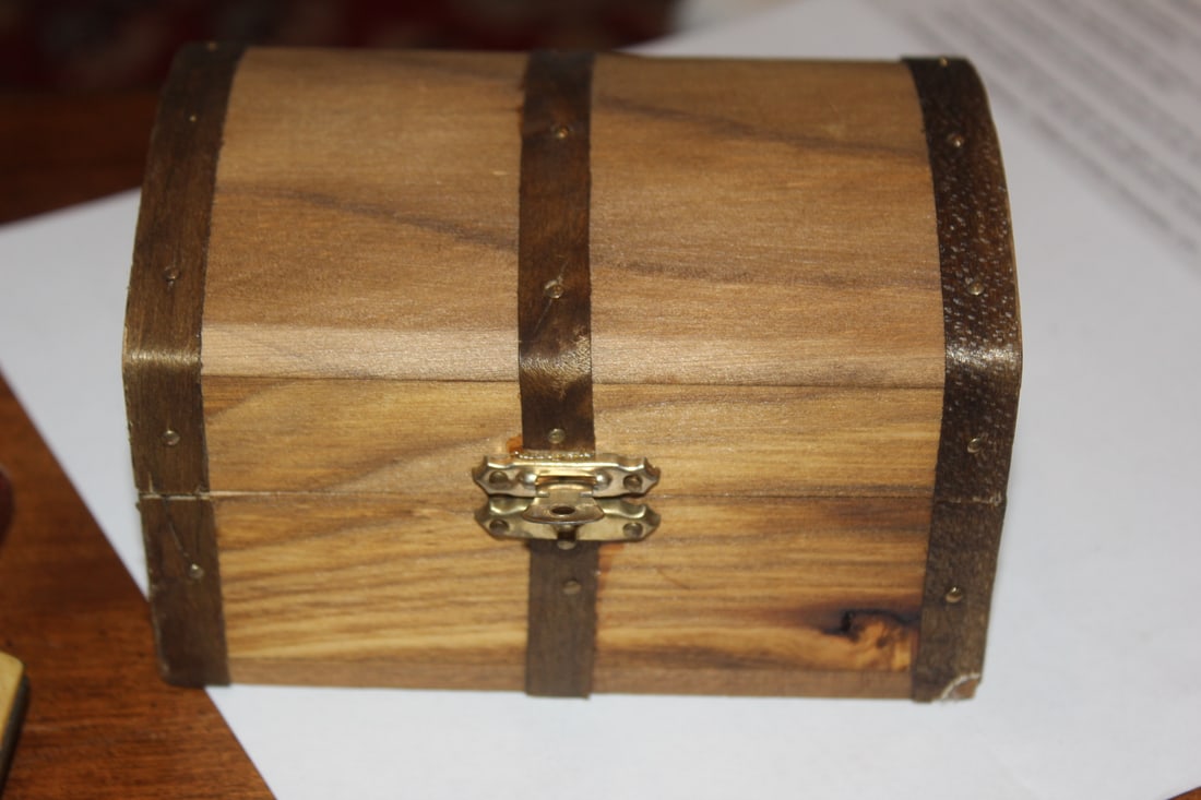 Wooden dome Shape Trinket Box: 5" across
