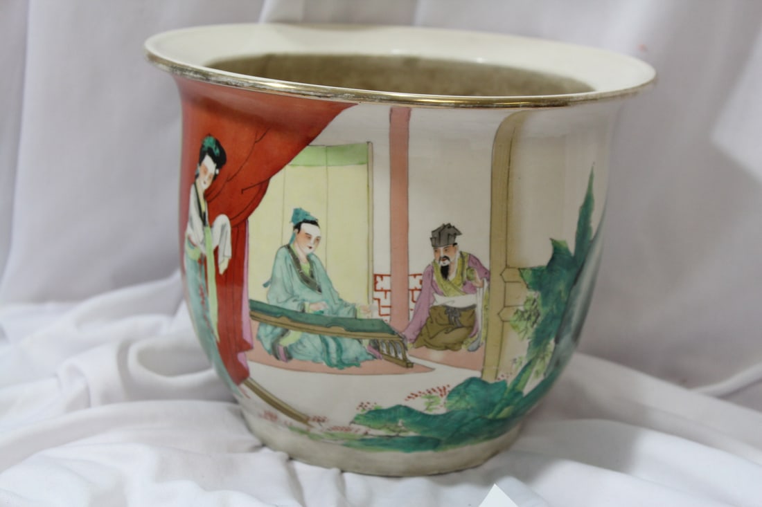 A Chinese Plant Pot (1 of 6)