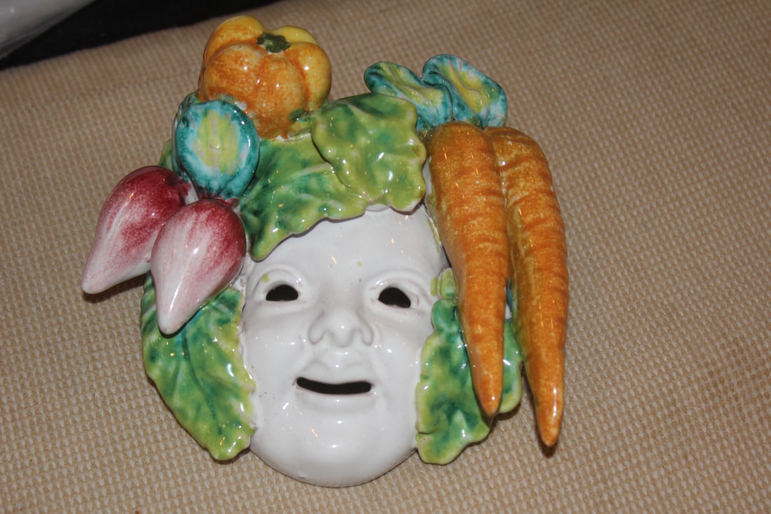 Decorative Clay Mask: 5 3/4" across