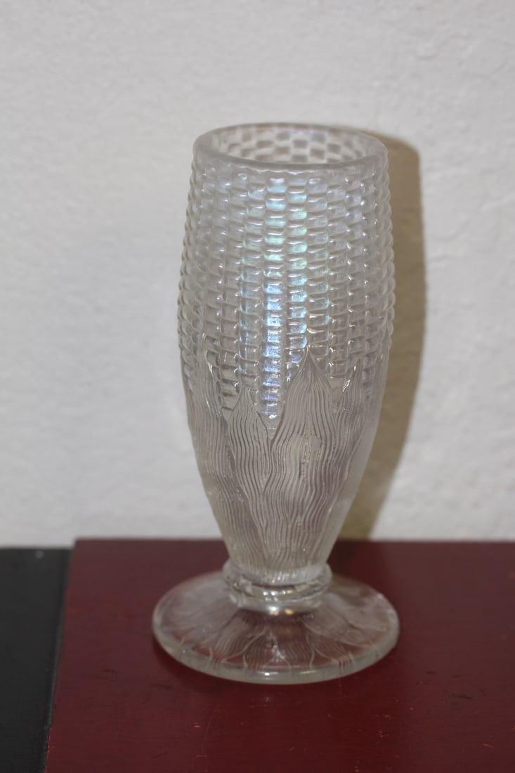 Iridescent Corn Vase: rare - 6 1/2" inches tall